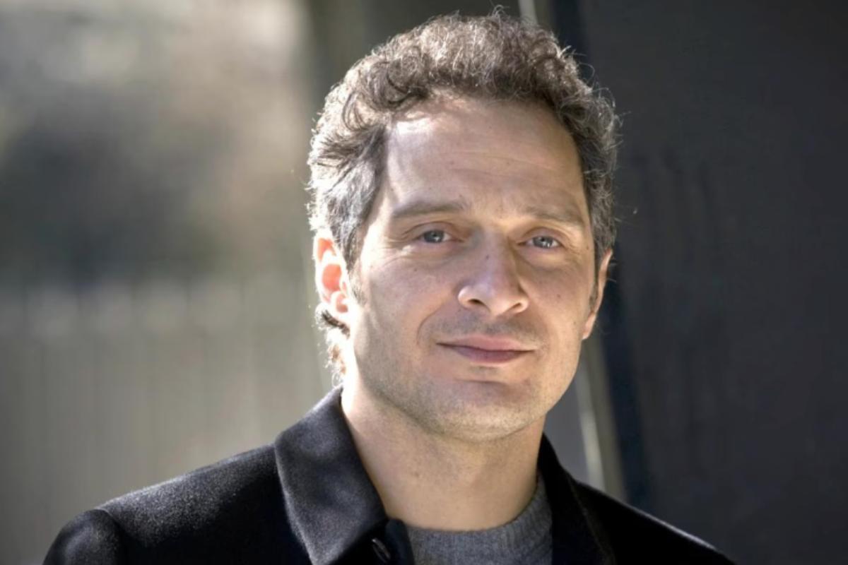 Claudio Santamaria